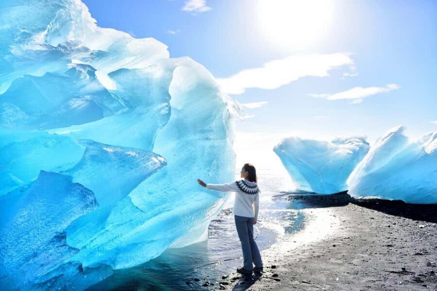 2-Day South Coast, Blue Ice Cave, Glacier Lagoon Tour - Why the Reynisfjara stop is more than a photo stop