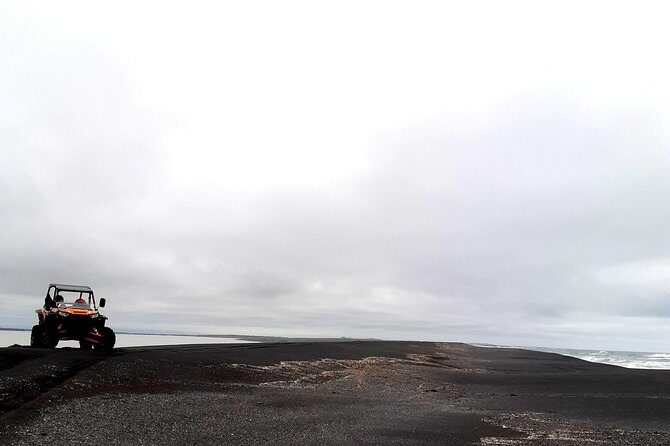 2-Hour Black Sand Beach Buggy Tour from Hella - Comfort and safety checklist: what to wear under the suit