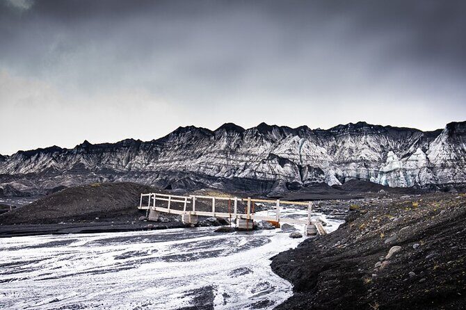 3 Hours Katla Ice Cave Tour/Meet in Vík - Gear and Safety: Helmets, Crampons, and the Descent
