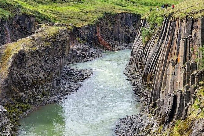 4, 5, 6 or 7-Day Small-Group Ring Road Tour from Reykjavik - Day 1: Seljalandsfoss, Skógafoss, Black Sand, and the Solheimajökull Ice Walk