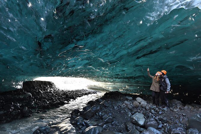 4 Day Blue Ice Cave, South Coast, Golden Circle, Snæfellsnes & Northern Lights - Day 4 Jökulsárlón and Reynisfjara: super jeep access and black sand drama