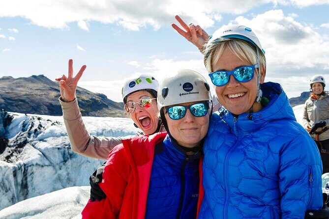 4 Day Northern Lights Adventure - Ice Caves & 4x4 Super Jeeps - Who this tour is best for