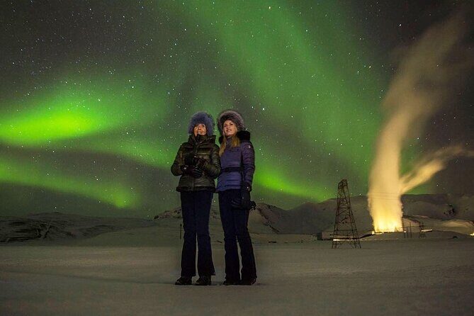 4 Hours Northern Lights Private Luxury Tour - Key things that make this Aurora chase work