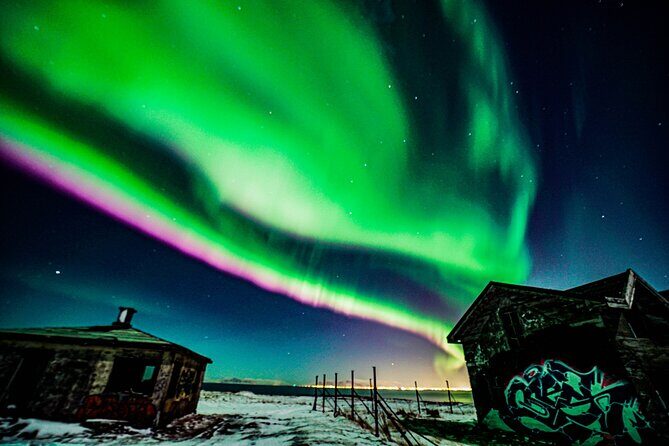 4x4 Reykjavik Northern Lights Tour with Photographer — Aurora RVK - Jeep vs. Super Jeep vs. 4x4 Comfort: What You Should Expect