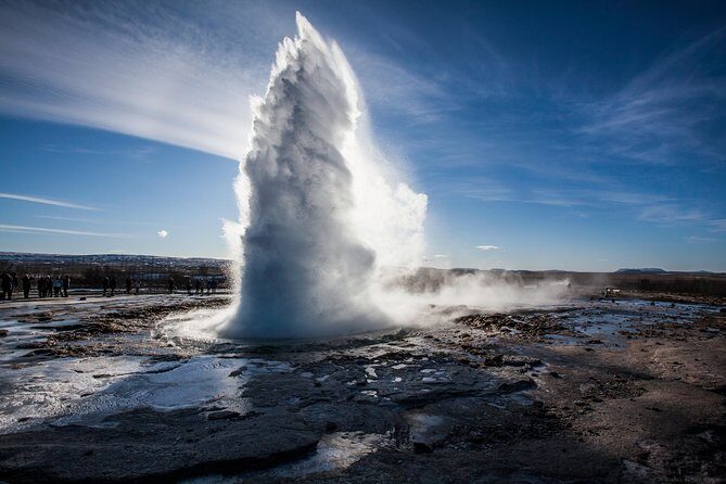 5-Day Northern Lights Hunt & Glacier Lagoon Tour - South Coast day: Reynisfjara, Skógafoss, Seljalandsfoss, then Blue Lagoon
