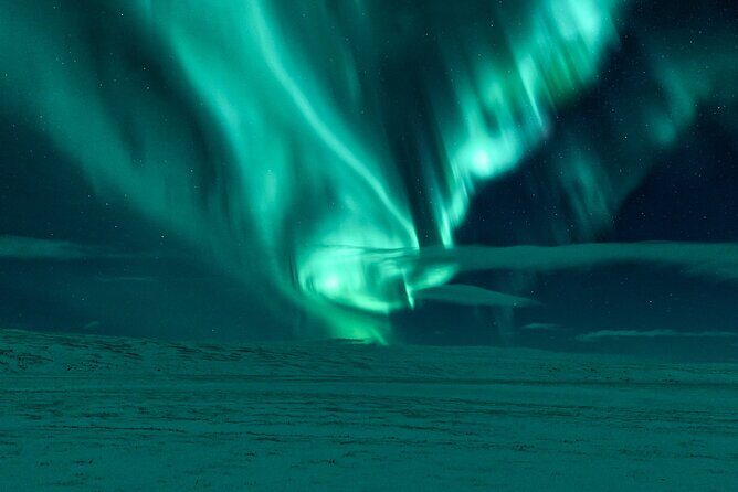 5 Days Self-Drive Tour with Pick Up - Northern Lights Adventure Camper´ Break - Day 2: Golden Circle in full, plus waterfalls you can walk behind