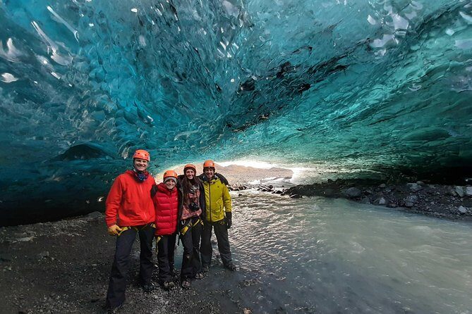 6-Day Minibus Tour Around Iceland from Reykjavik - Reykjavik pickup at 8:00: how the start day really works