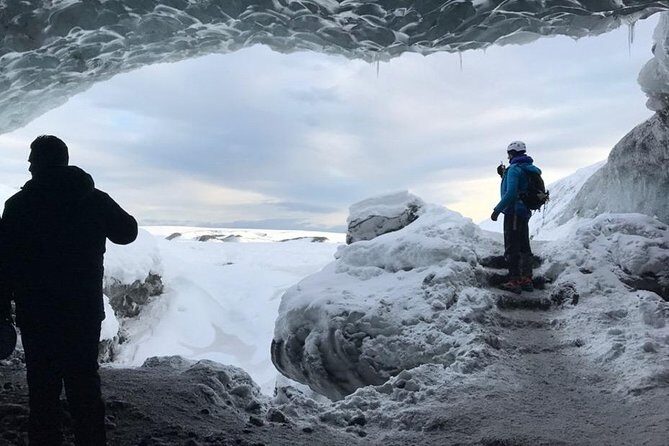 7 Day Around Iceland Tour- PRIVATE TOUR - Snæfellsnes Peninsula: Djúpalónssandur, Vatnshellir, and Arnarstapi legends