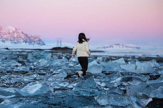 8-Day Small Group Tour Around Iceland from Reykjavik - Why this 8-day minibus loop works (even if Iceland feels big)