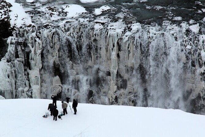 8-Days Northern Lights Exploration Tour from Reykjavík - Getting to the tour: Flybus Plus transfer and a 9:00 meeting