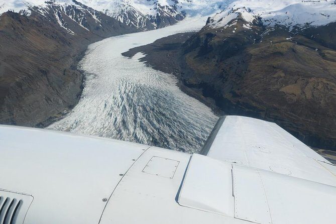 Airplane Flight over Vatnajökull Volcanic Eruption Sites - Making the call: should you book the Vatnajökull eruption flight from Skaftafell?