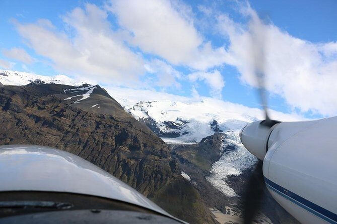 Airplane Flight over Vatnajökull Volcanic Eruption Sites - Atlantsflug flightseeing style: smooth, small-group, pilot-first
