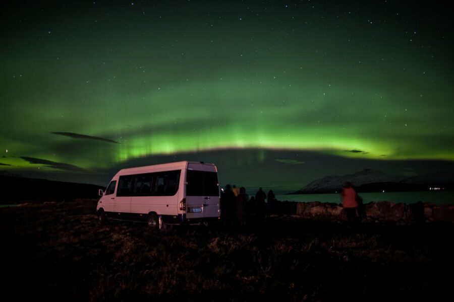Akureyri: Northern Lights Photography Tour - Should You Book Saga Travel’s Akureyri Aurora Tour?