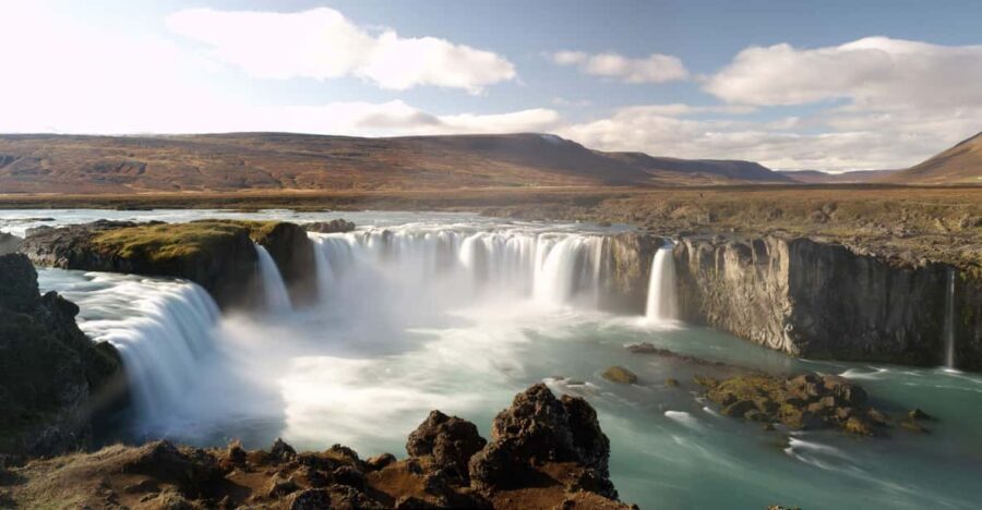 Akureyri Port: Goðafoss and Akureyri Botanical Garden Tour - Goðafoss: Iceland’s Water Power in a 39-Foot Hit