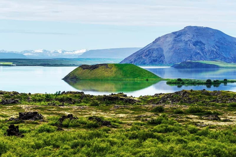 Akureyri Port: Myvatn Nature Baths & Godafoss Waterfall Tour - Skútustaðagígar: pseudo-craters you can photograph in minutes