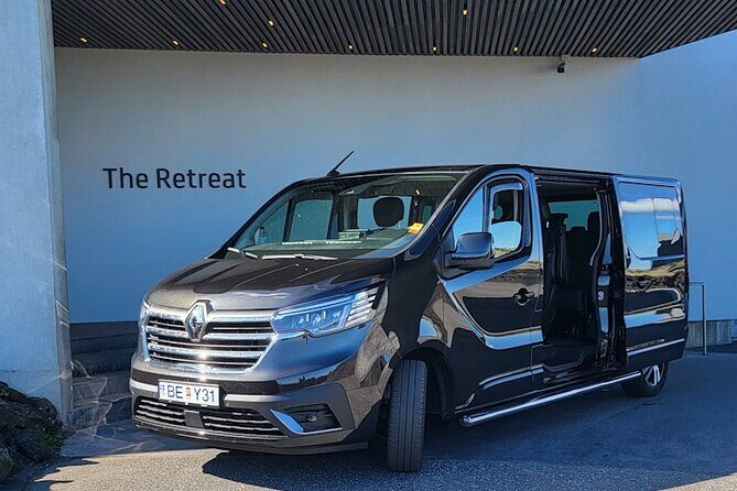 Arrival in Iceland - Private airport transfer from KEF Airport - Direct Hotel Drop-Off vs Taxi Chaos and Bus Transfers