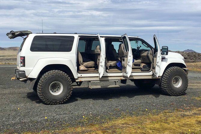 Askja & Holuhraun, Super Jeep Day Tour from Lake Myvatn - Stop 5: Askja Caldera, the big one at the right pace