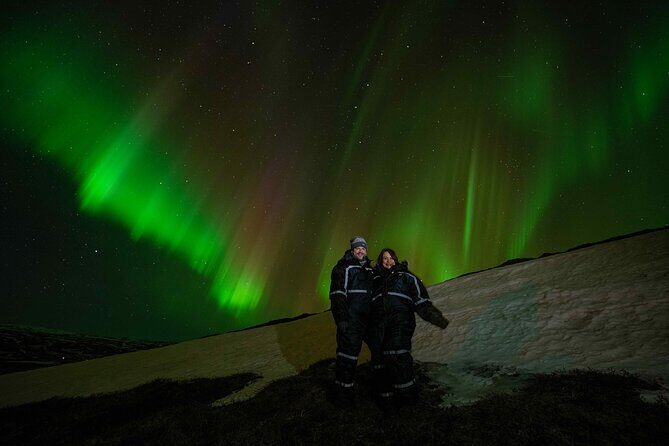 Award Winning Private Northern Lights Tour with All Inclusive - Winter comfort and included treats that make waiting tolerable