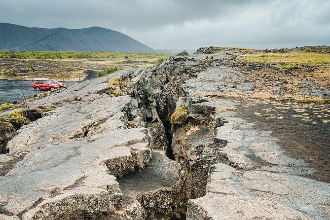Cruise Tour Godafoss and Myvatn Lake and Baths Small Group - Lake Mývatn Stops: Pseudo-Craters and the Fun of Seeing Weird Iceland