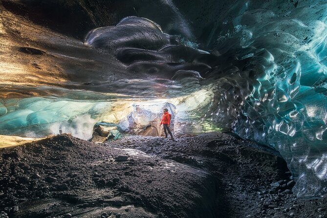 Crystal Treasures of Vatnajökull: Ice Cave Adventure - Why Skaftafell Ice Caves Feel Special in Vatnajökull