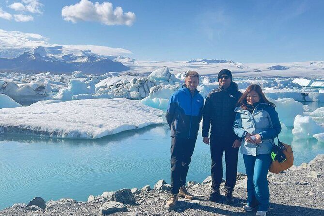 Diamond Beach & Jökulsárlón Floating Glacier Guided Day Tour - Getting the Most From Glacier Lagoon, Even With Limited Time