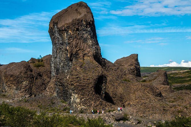 Diamond Circle Day Tour from Akureyri - Godafoss and the Waterfall Start That Sets the Tone