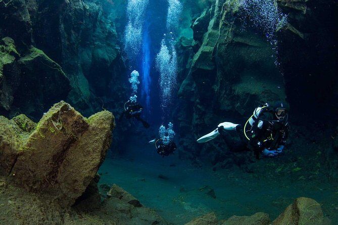 Dive the Divide: Silfra Fissure Scuba Tour | Reykjavik Pickup - After the water: the ramps, the walk, and how to make it easier