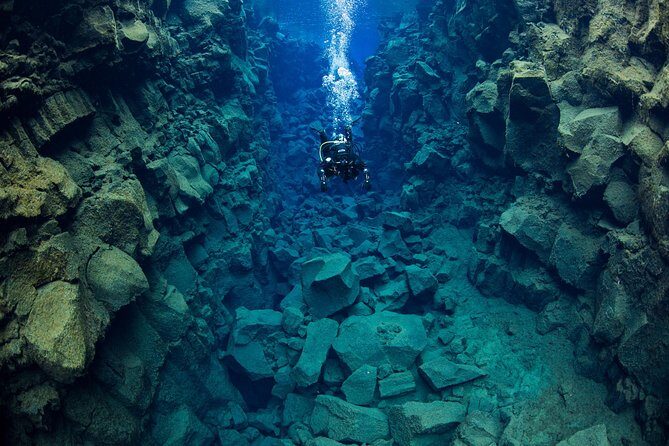Dive the Divide: Silfra Fissure Scuba Tour | Reykjavik Pickup - Small group dynamics: why max 3 people can be a big deal