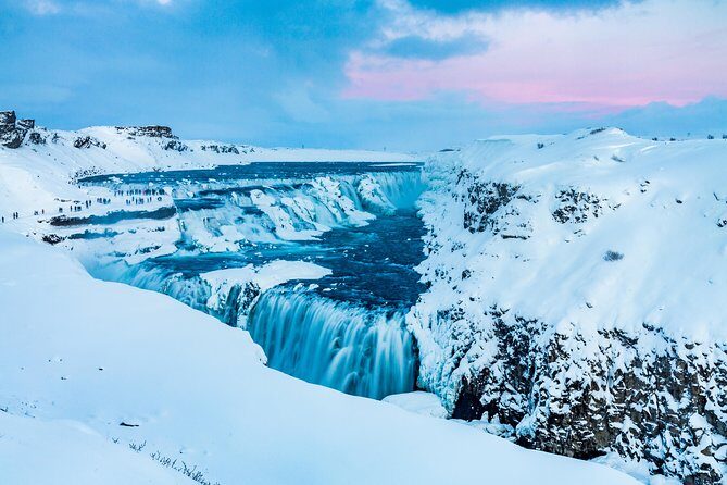 Fontana Geothermal Spa and Golden Circle Tour From Reykjavik - Reykjavík departures: where to meet and how the onboard tools help