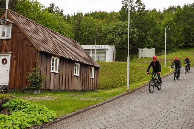 Forest Lagoon Ebike Tour Akureyri - Stop 2 Kjarnaskógur forest: 800 hectares of bikeable woods