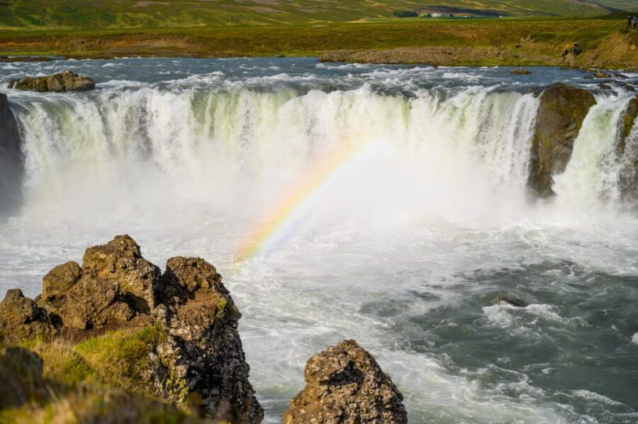 From Akureyri: Goðafoss Express Minibus Tour - Photos at Goðafoss: What to Bring and How to Plan Your Shots