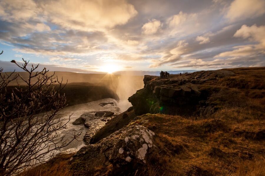 From Reykjavik: 3 Day Family Package - Guides, Coaches, and the Pickup Reality in Reykjavik