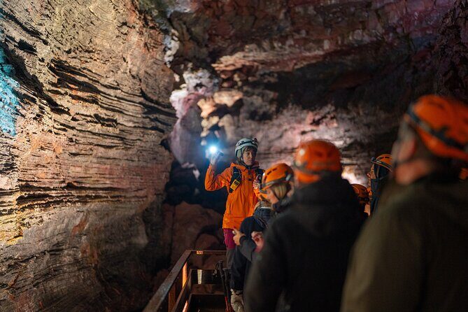 From Reykjavík: Evening Lava Tunnel Tour and Northern Lights Tour - Reykjavik pickup at 7:30 pm: the night starts on rails