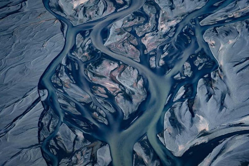 From Reykjavik: Fire And Ice Helicopter Tour with 2 Landings - The Hengill geothermal landing: hot springs, boiling mud, and strange colors
