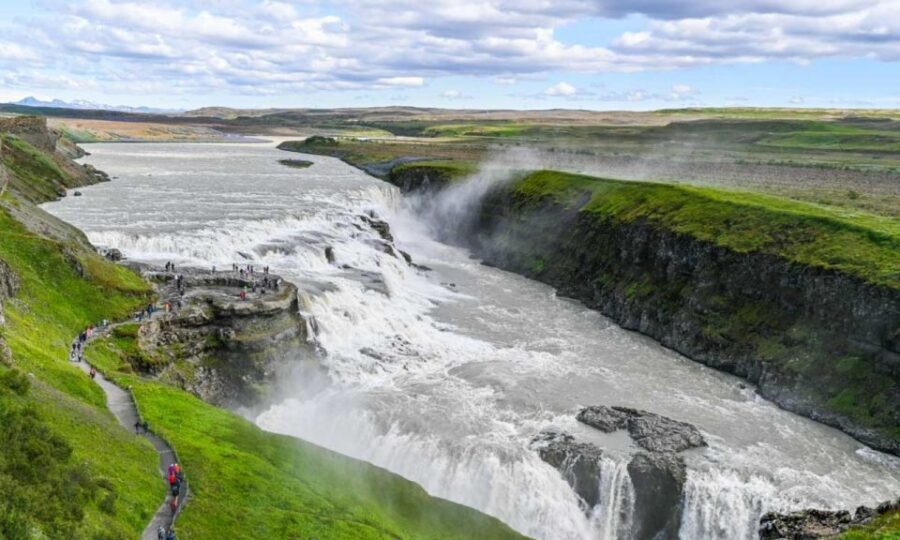 From Reykjavik: Full Day Whale Watching & Golden Circle Tour - Faxafloa Bay Wildlife: Dolphins, Seals, and Minke Whales