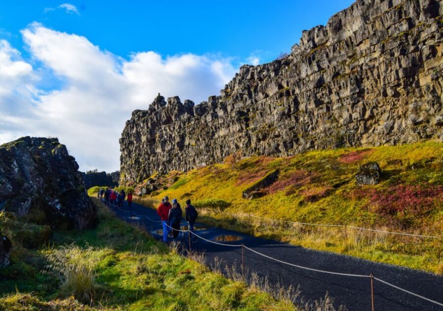 From Reykjavik: Golden Circle and Lava Caving Adventure - Þingvellir: where the plates meet, with short but meaningful time