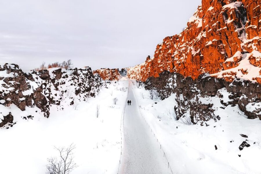 From Reykjavik: Golden Circle and Snowmobiling Tour - Super jeep transfer to Langjökull: the ride that starts the thrill