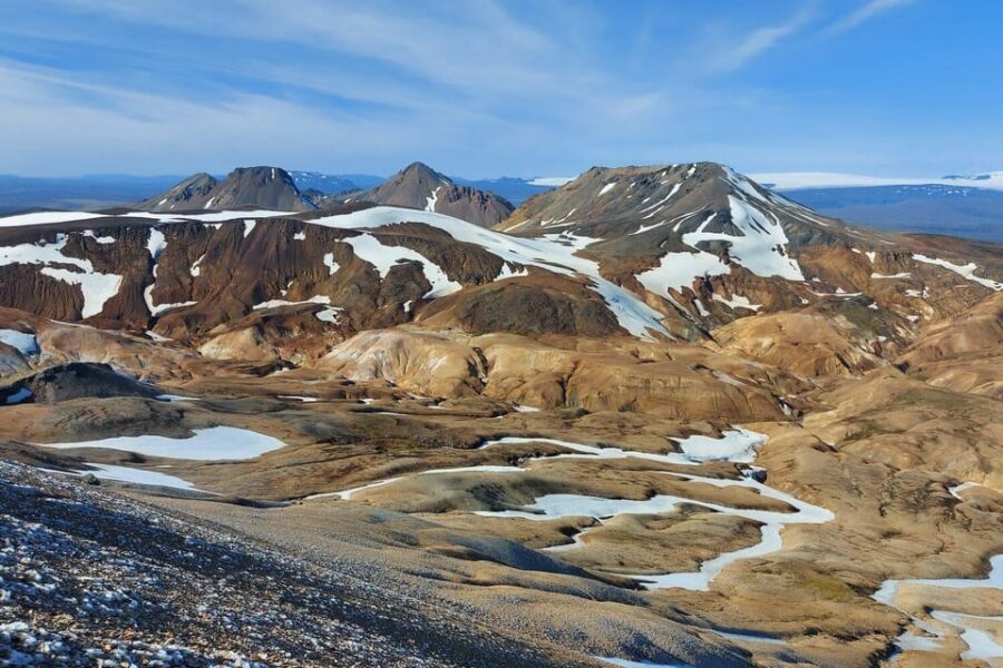 From Reykjavik: Kerlingarfjöll Hiking Day Tour - The Reykjavík pickup and the long road into the Highlands