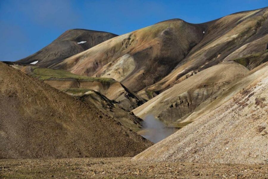 From Reykjavik: Landmannalaugar Day Tour by Luxury Jeep - From Reykjavik to Háifoss: setting the tone with a 400-foot drop