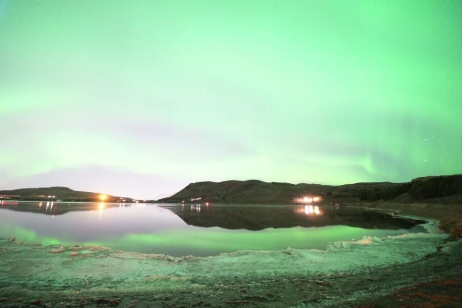 From Reykjavik: Northern Lights Hunt Super Jeep Tour - Multiple lookout locations: the real advantage of being moved around
