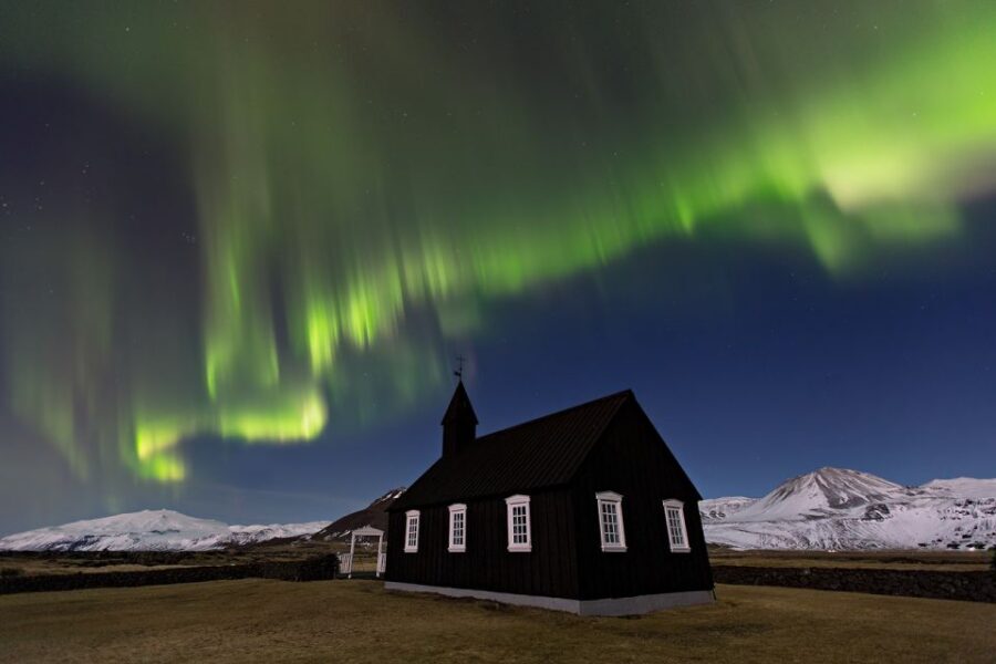 From Reykjavik: Northern Lights Hunt Super Jeep Tour - Super jeep ride out of Reykjavik: why the vehicle matters