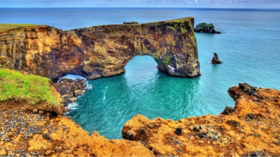 From Reykjavik: Private South Coast Tour in Iceland - Dyrhólaey Viewpoint: Seasonal Views and a Strong Finish