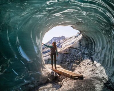 From Vik: Katla Ice Cave and Super Jeep Tour - Mýrdalsjökull Views and Katla Stories on the Way In