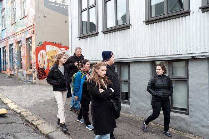 Funky History Walking Tour in Reykjavik - With local storyteller - Stop 2: The Statue of Leif Eiriksson—Why Vikings Still Matter