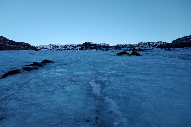 Glacier Exploration Hike and Climb - The Safety Flow You Should Expect (and What to Pay Attention To)