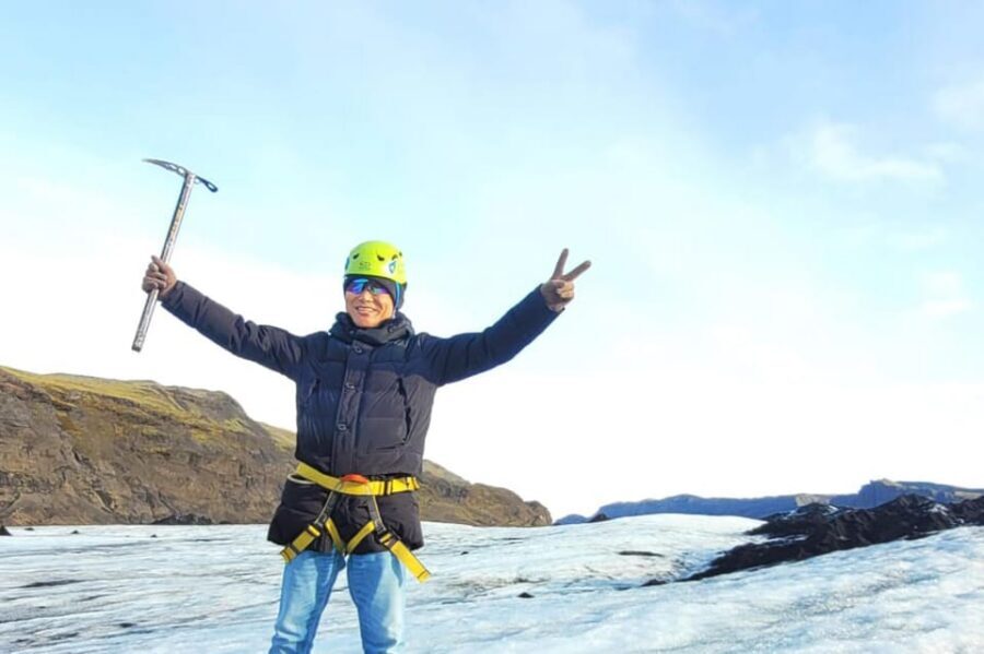 Glacier Hike, South Coast Iceland, Black Beach & Sky Lagoon - Seljalandsfoss in 20 Minutes: A Smart Add-On