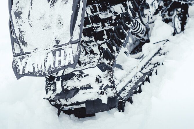 Glacier Rush – Fast pace snowmobile - SnoMo Glacier - Safety briefings that actually support speed