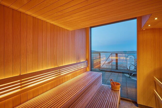 Golden Circle and Fontana Geothermal Spa Day Trip from Reykjavik - Pacing, Group Size, and Comfort on the Road