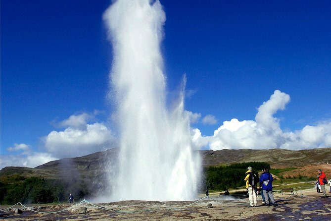 Golden Circle and Fontana Geothermal Spa Day Trip from Reykjavik - Price and What You’re Really Paying For