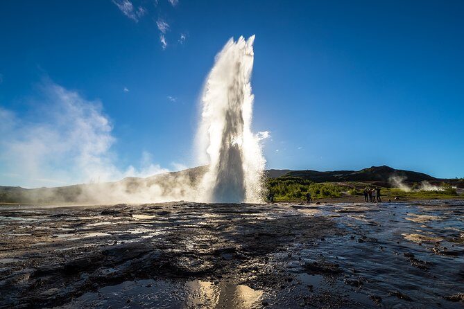 Golden Circle and Sky Lagoon Geothermal Spa Tour from Reykjavik - Guides and Drivers: Why the People Matter Here